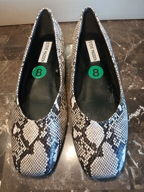 Steve Madden Women's Snake-Print Flats in Black and White